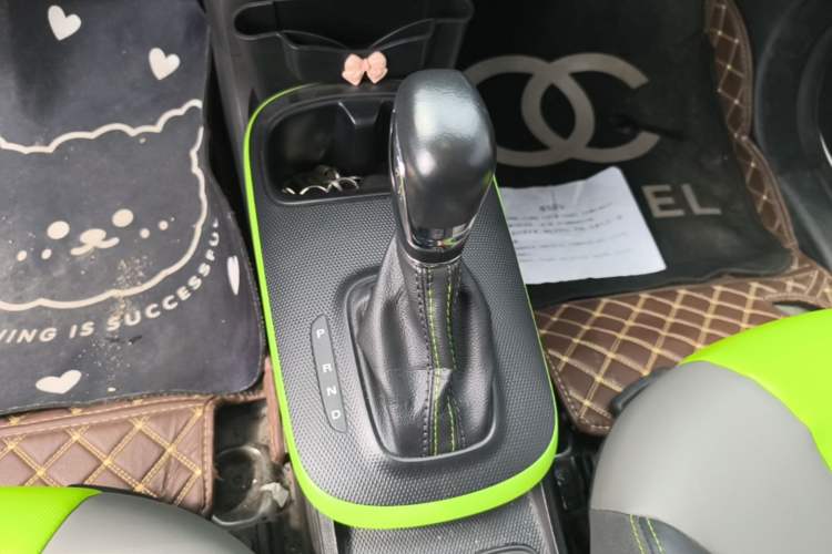 Used Roewe Clever 2021 302km Excellence Edition Gear Lever