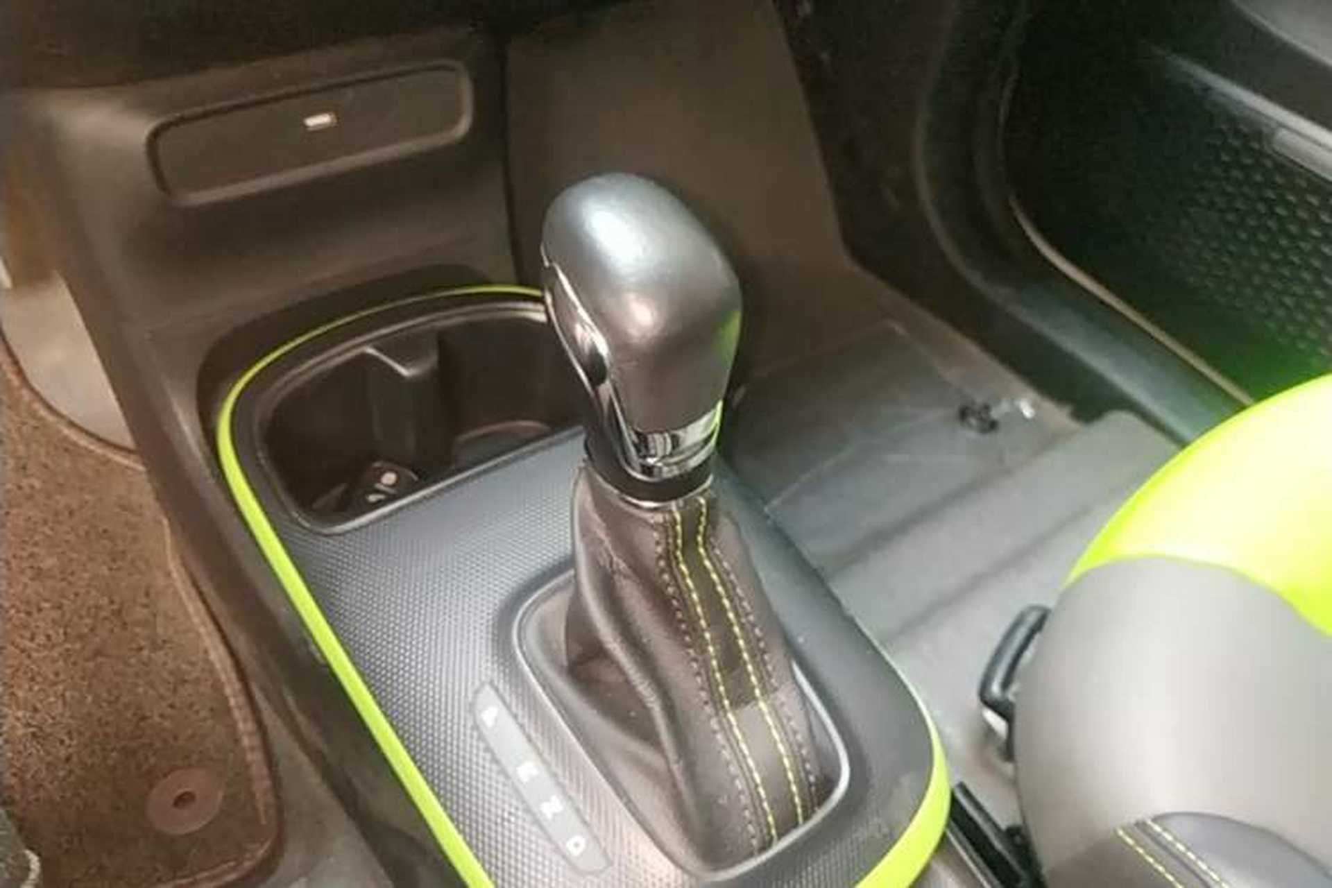 Used Roewe Clever 2021 302km Excellence Edition Gear Lever