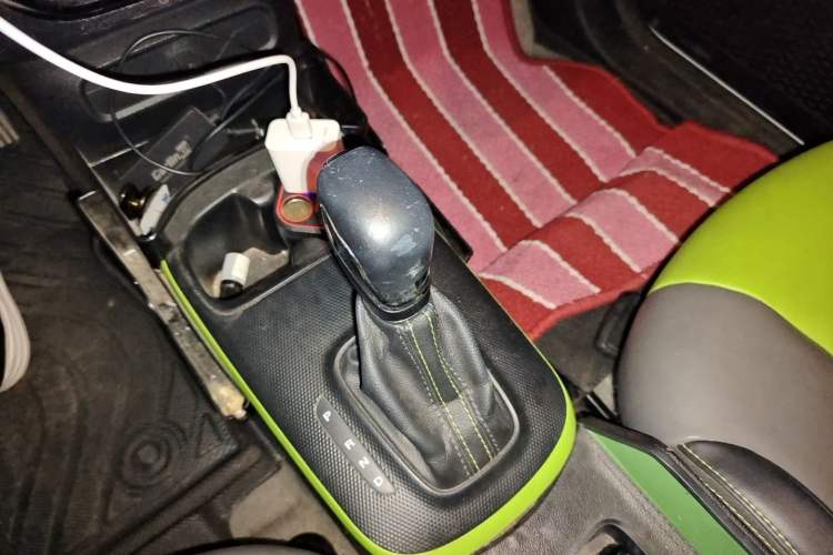 Used Roewe Clever 2021 302km All-Round Version Gear Lever