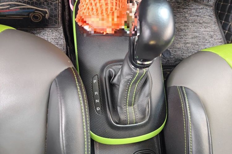 Used Roewe Clever 2021 302km All-Round Version Gear Lever