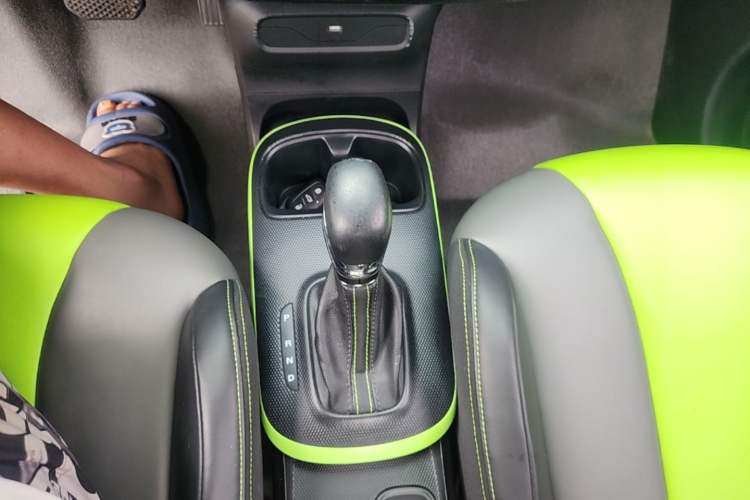 Used Roewe Clever 2021 302km Excellence Edition Gear Lever
