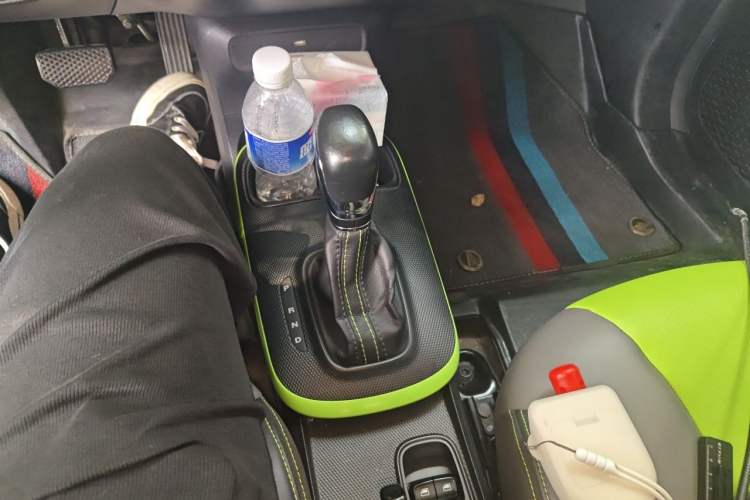 Used Roewe Clever 2021 302km Excellence Edition Gear Lever