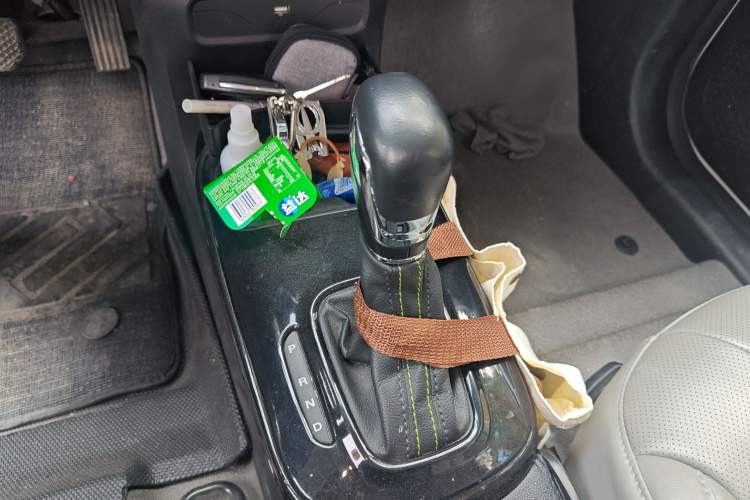 Used Roewe Clever 2021 302km Excellence Edition Gear Lever