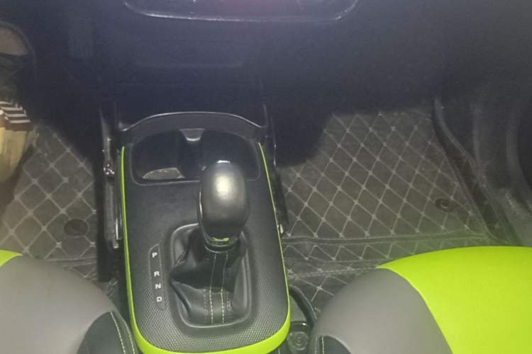 Used Roewe Clever 2021 302km Excellence Edition Gear Lever