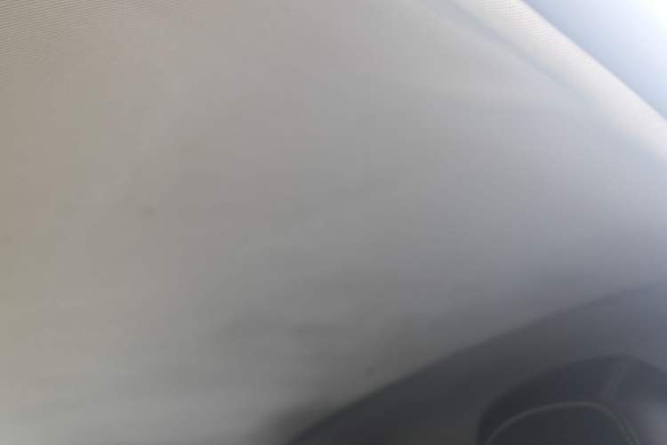 Used Roewe Clever 2021 302 km New Four-Seater Super-Efficient Version Headliner