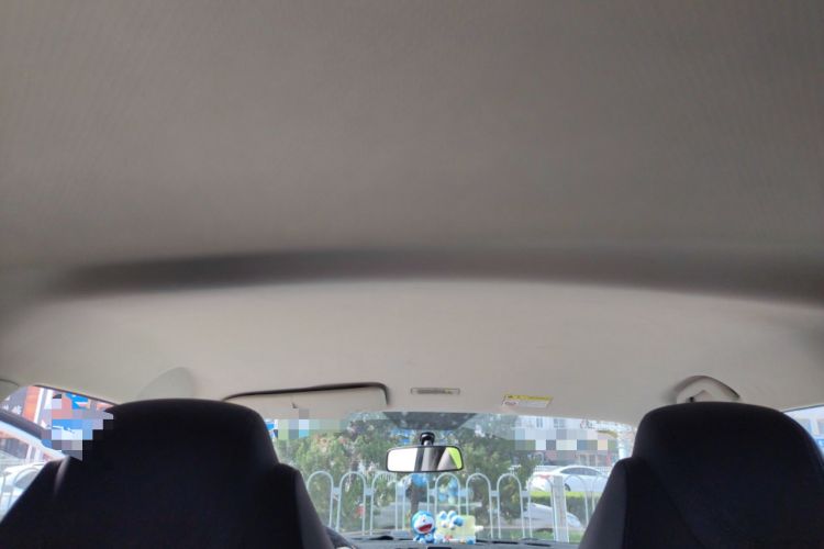 Used Roewe Clever 2021 302 km New Four-Seater Super-Efficient Version Headliner