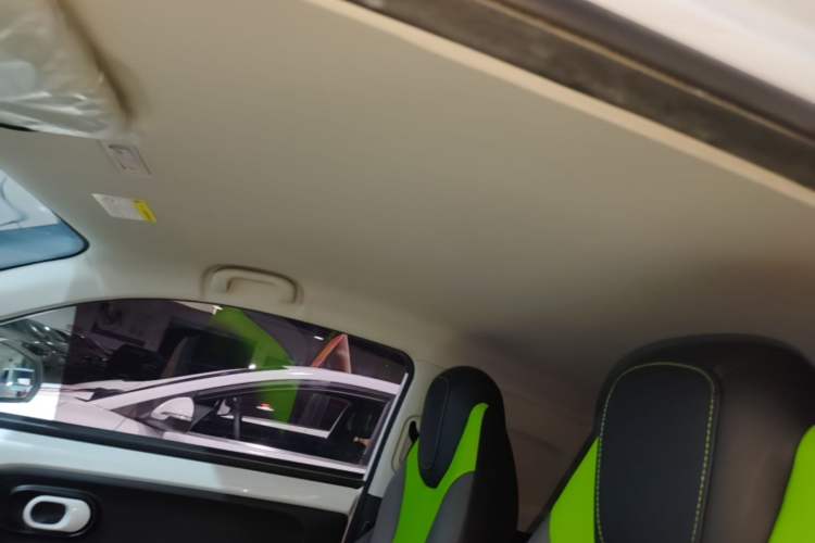 Used Roewe Clever 2021 302km All-Round Version Headliner