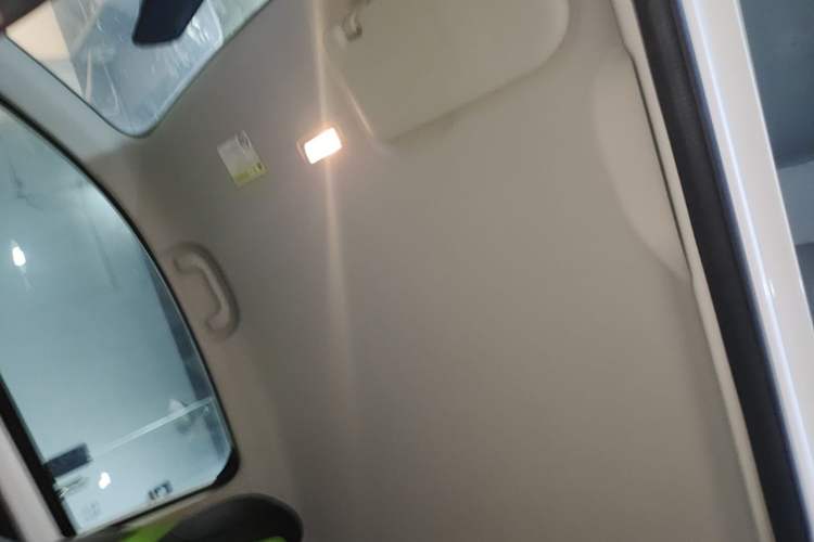 Used Roewe Clever 2021 302km All-Round Version Headliner