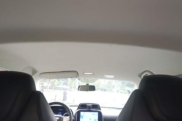 Used Roewe Clever 2021 302 km New Four-Seater Super-Efficient Version Headliner