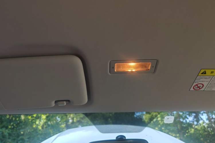 Used Roewe Clever 2021 302km All-Round Version Headliner