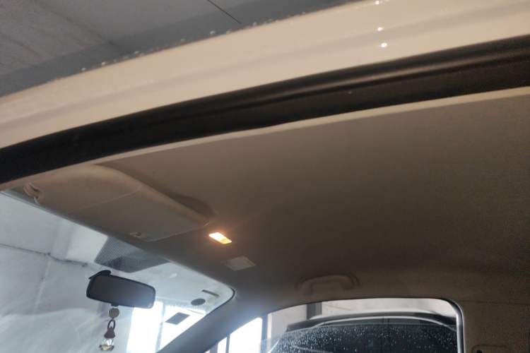 Used Roewe Clever 2021 302km All-Round Version Headliner