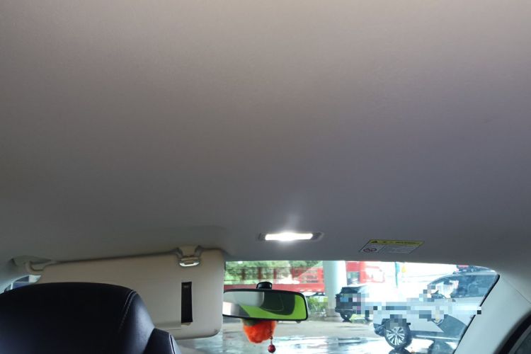Used Roewe Clever 2021 302 km New Four-Seater Super-Efficient Version Headliner