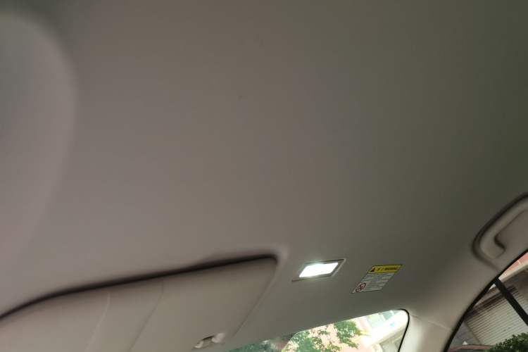Used Roewe Clever 2021 302km All-Round Version Headliner