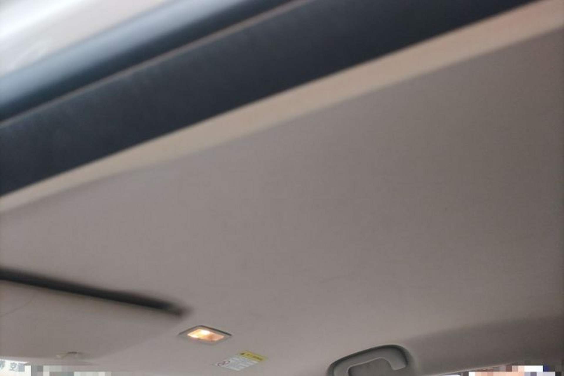 Used Roewe Clever 2021 302 km New Four-Seater Super-Efficient Version Headliner
