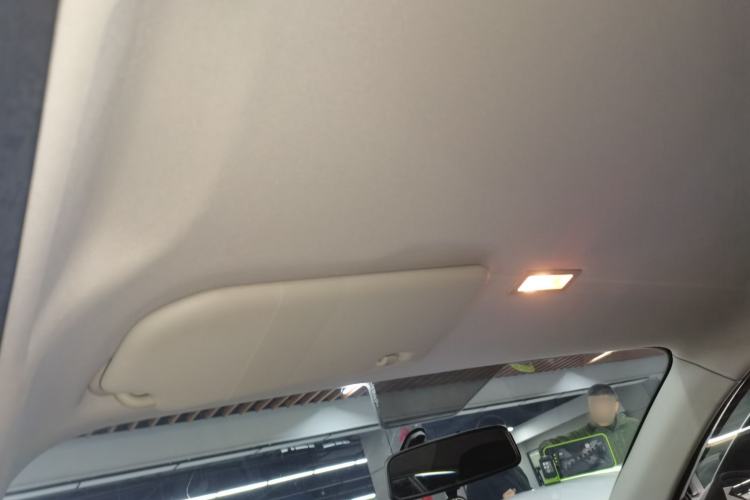 Used Roewe Clever 2021 302 km New Four-Seater Super-Efficient Version Headliner
