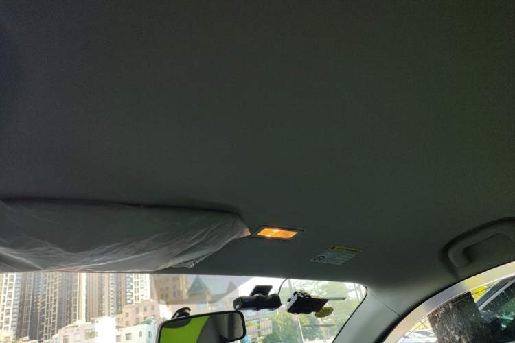 Used Roewe Clever 2021 302km Excellence Edition Headliner
