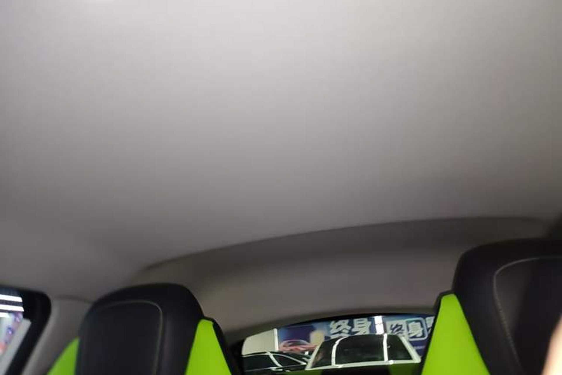 Used Roewe Clever 2021 302 km New Four-Seater Super-Efficient Version Headliner