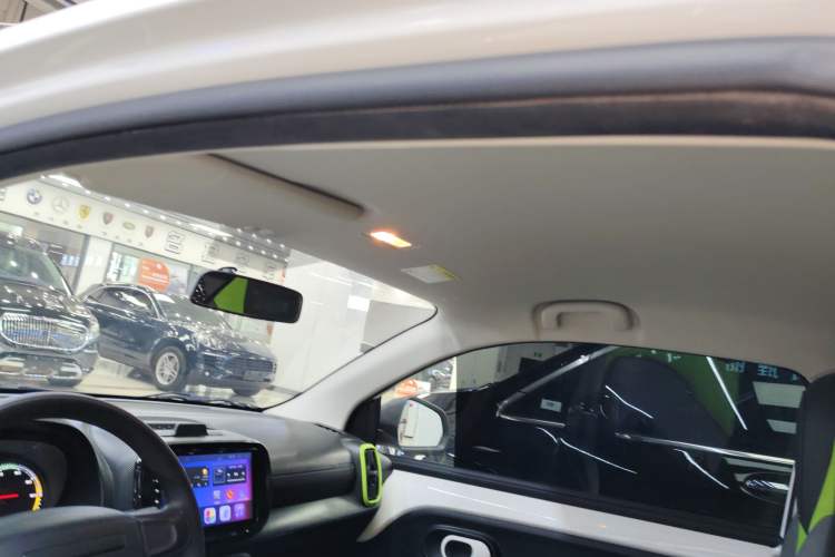 Used Roewe Clever 2021 302km All-Round Version Headliner