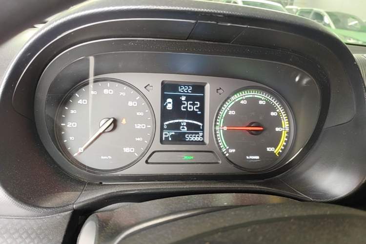 Used Roewe Clever 2021 302 km New Four-Seater Super-Efficient Version Instrument Cluster