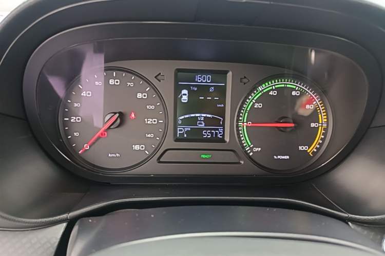 Used Roewe Clever 2021 302 km New Four-Seater Super-Efficient Version Instrument Cluster