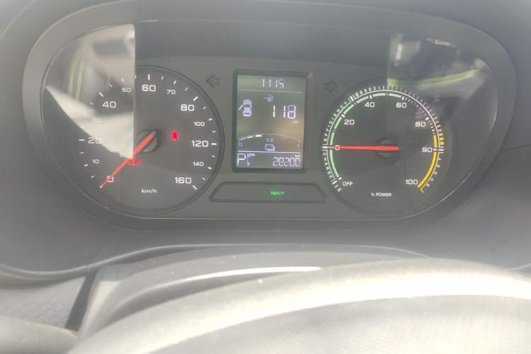 Used Roewe Clever 2021 302 km New Four-Seater Super-Efficient Version Instrument Cluster