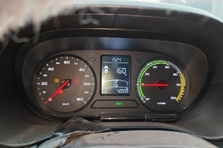 Used Roewe Clever 2021 302 km New Four-Seater Super-Efficient Version Instrument Cluster