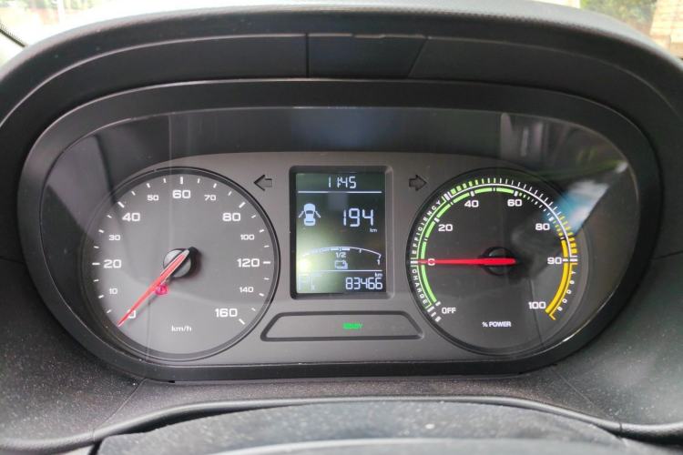 Used Roewe Clever 2021 302 km New Four-Seater Super-Efficient Version Instrument Cluster