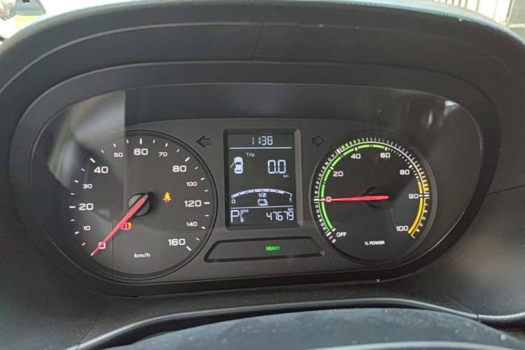 Used Roewe Clever 2021 302 km New Four-Seater Super-Efficient Version Instrument Cluster