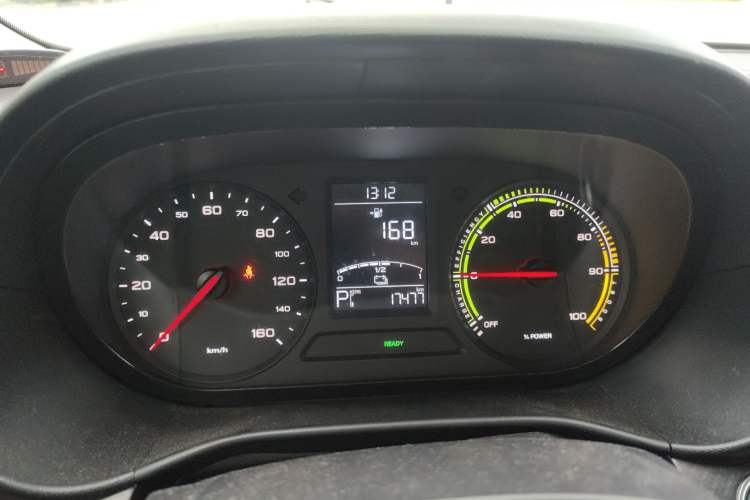 Used Roewe Clever 2021 302 km New Four-Seater Super-Efficient Version Instrument Cluster