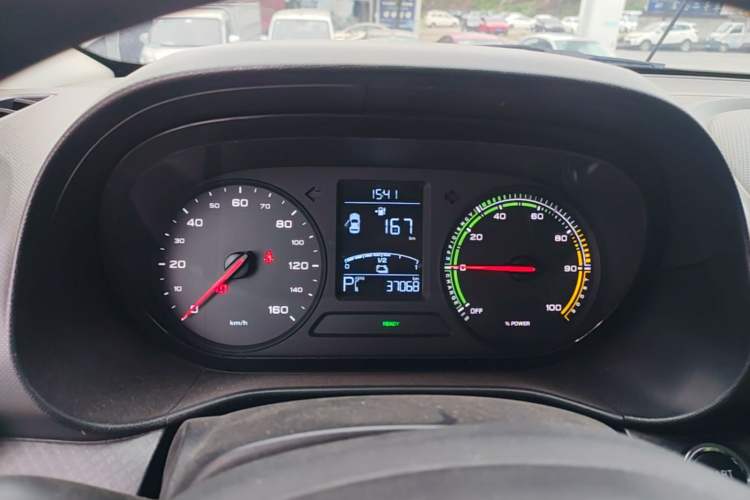 Used Roewe Clever 2021 302 km New Four-Seater Super-Efficient Version Instrument Cluster
