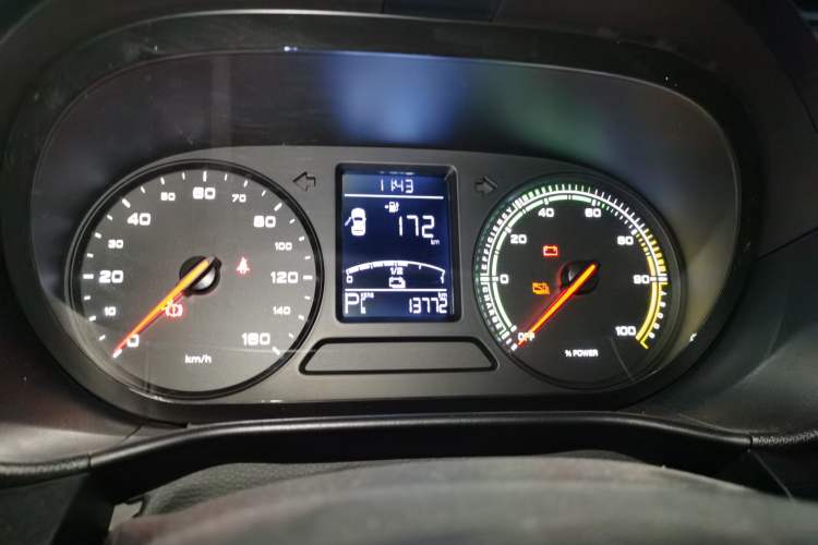 Used Roewe Clever 2021 302 km New Four-Seater Super-Efficient Version Instrument Cluster