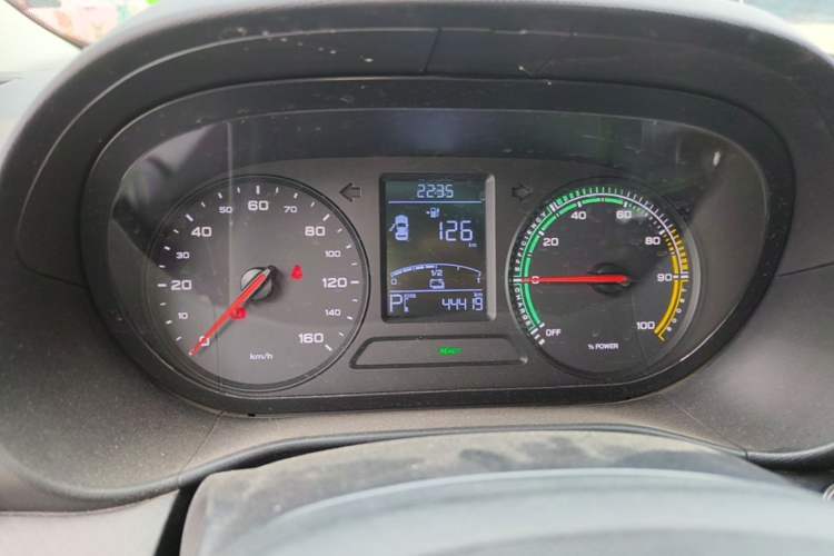 Used Roewe Clever 2021 302 km New Four-Seater Super-Efficient Version Instrument Cluster