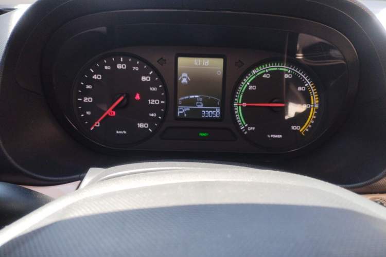 Used Roewe Clever 2021 302 km New Four-Seater Super-Efficient Version Instrument Cluster