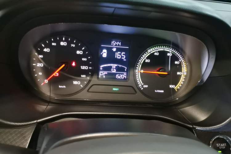Used Roewe Clever 2021 302 km New Four-Seater Super-Efficient Version Instrument Cluster