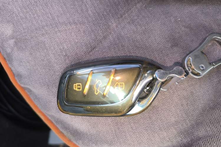 Used Roewe Clever 2021 302km Excellence Edition Interior 1