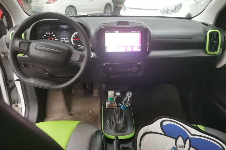Used Roewe Clever 2021 302km All-Round Version Interior 2