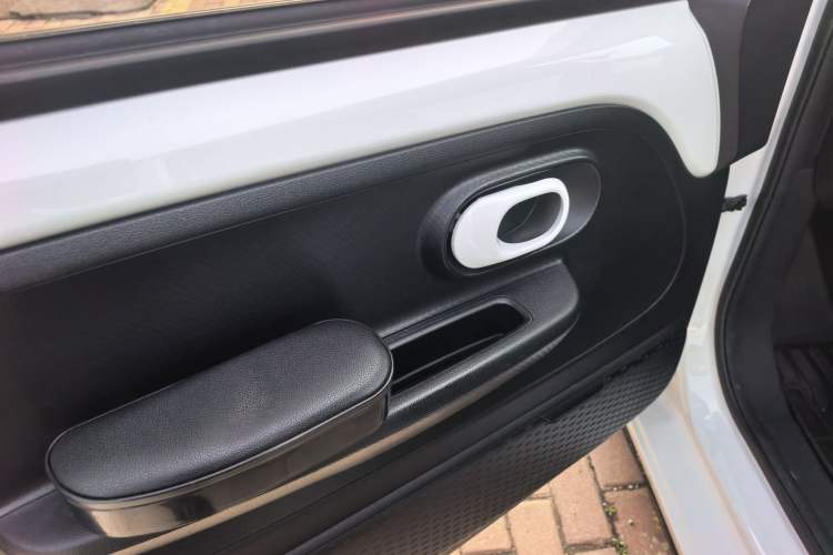 Used Roewe Clever 2021 302km Excellence Edition Interior 2