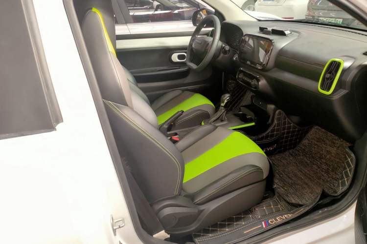 Used Roewe Clever 2021 302km Excellence Edition Interior 2