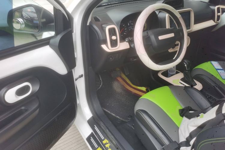Used Roewe Clever 2021 302km Excellence Edition Interior 3