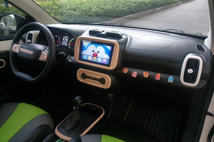 Used Roewe Clever 2021 302km All-Round Version Interior 3
