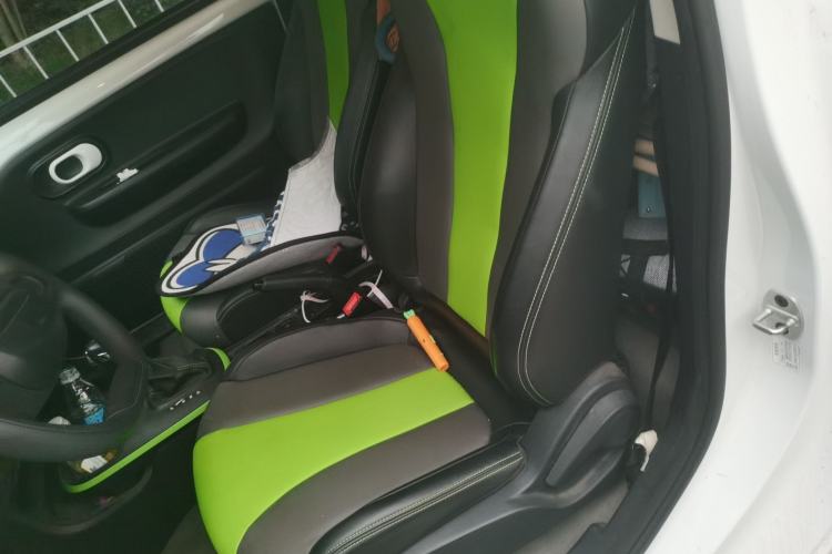 Used Roewe Clever 2021 302km All-Round Version Interior 4