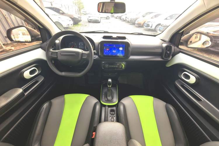 Used Roewe Clever 2021 302km Excellence Edition Interior 4