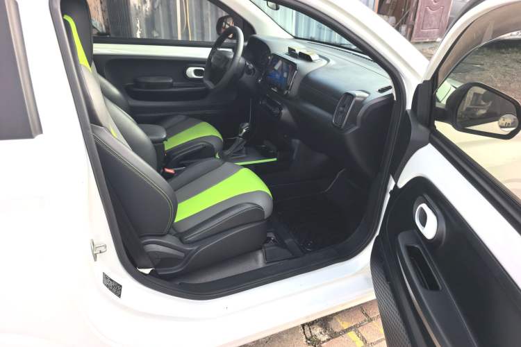 Used Roewe Clever 2021 302km Excellence Edition Interior 5