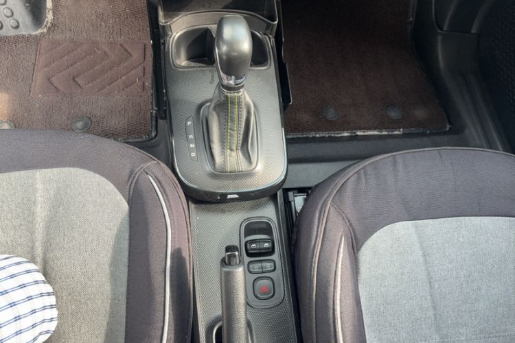 Used Roewe Clever 2021 302km All-Round Version Interior 6