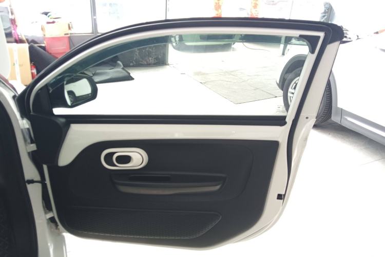 Used Roewe Clever 2021 302km Excellence Edition Interior 6