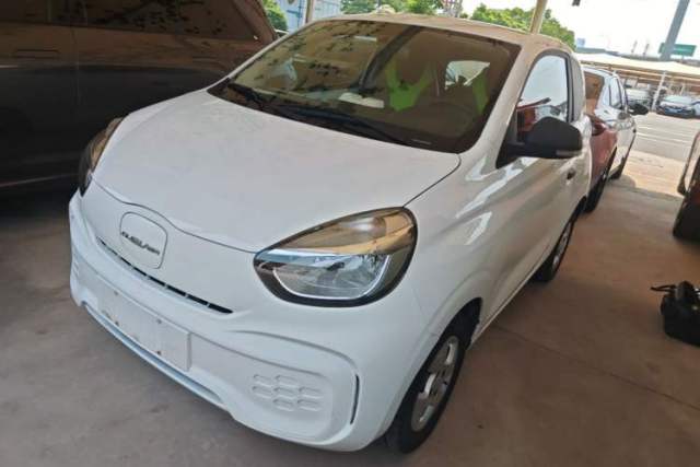 Used Roewe Clever 2021 302 km New Four-Seater Super-Efficient Version