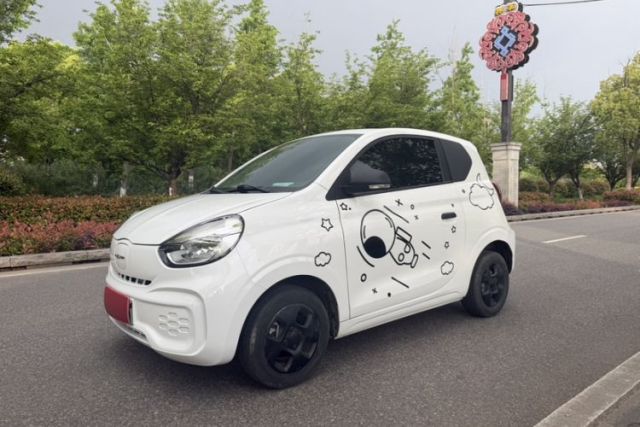Used Roewe Clever 2021 302 km New Four-Seater Super-Efficient Version