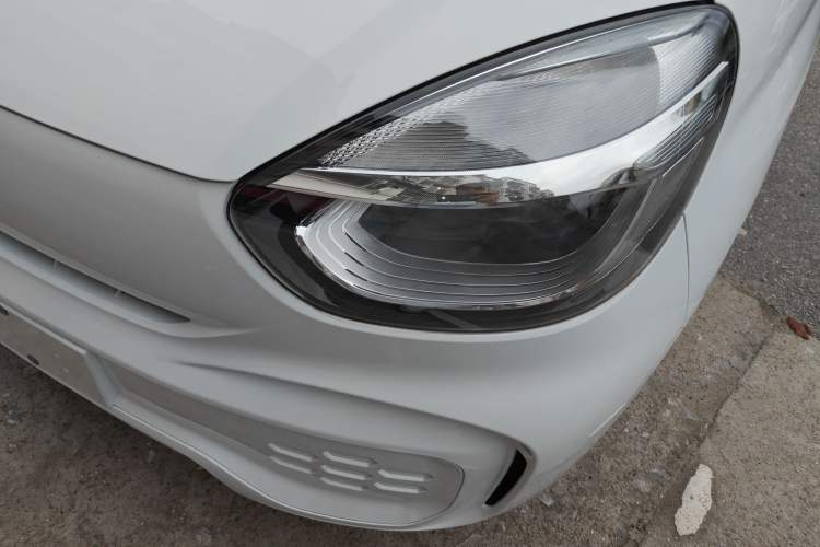 Used Roewe Clever 2021 302km Excellence Edition Left Front Headlight