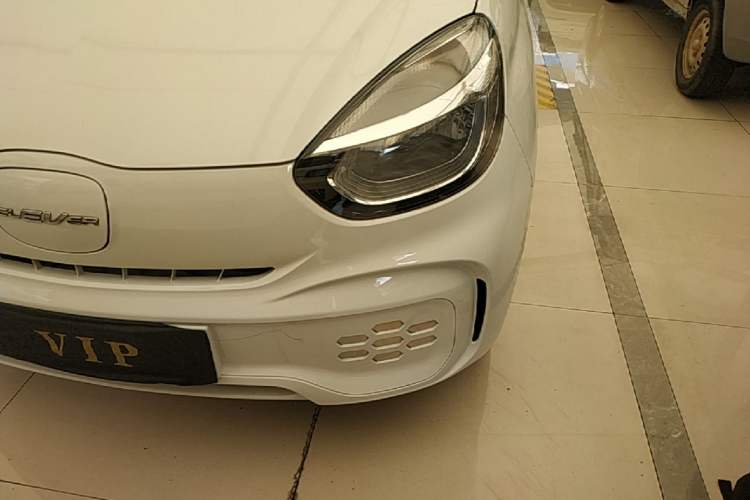 Used Roewe Clever 2021 302 km New Four-Seater Super-Efficient Version Left Front Headlight
