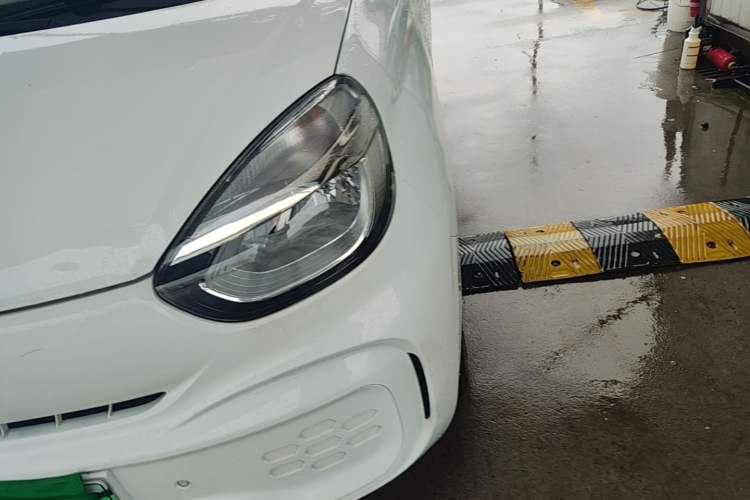 Used Roewe Clever 2021 302km All-Round Version Left Front Headlight